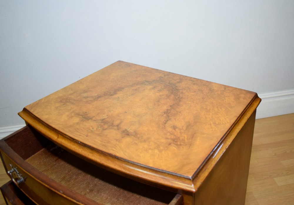 Early 20th Century Burr Walnut Chest View XXVII