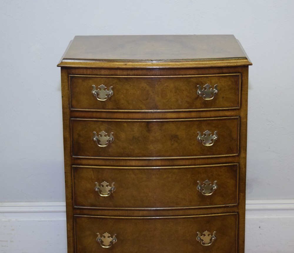 Early 20th Century Burr Walnut Chest View V