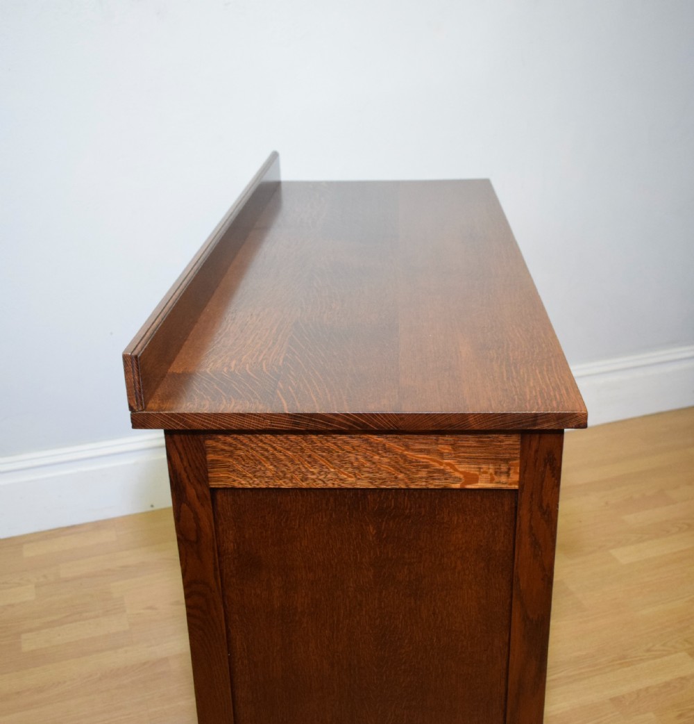 Arts & Crafts Base by Heals of London View XVIII