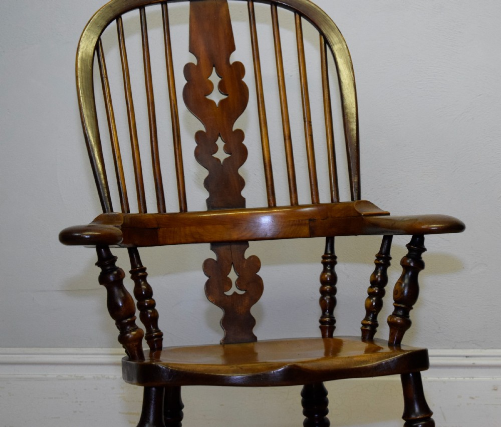 Antique Windsor Rocking Chair View XVII