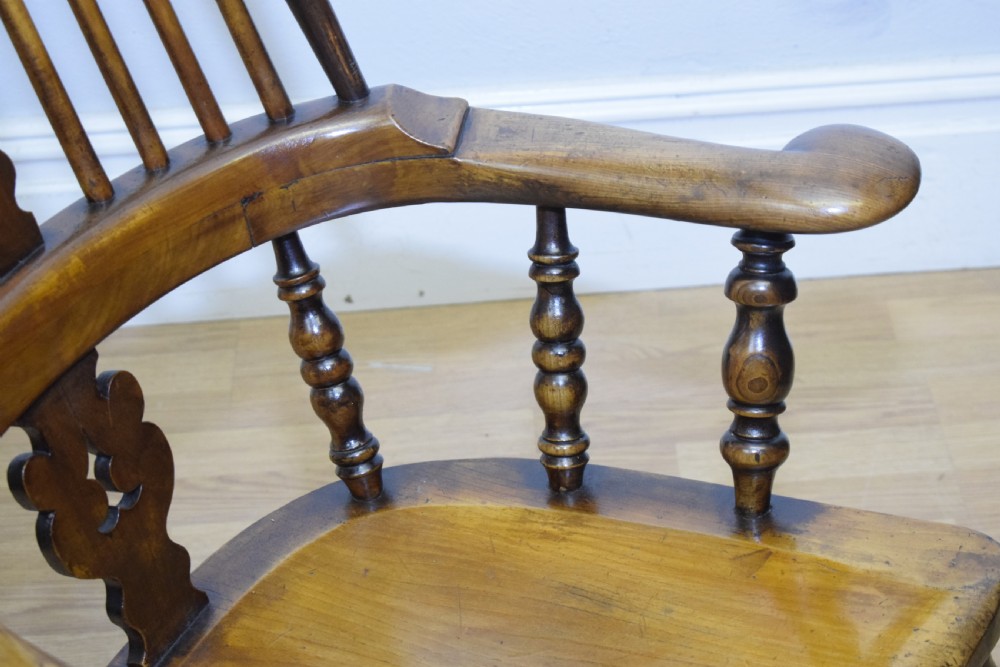 Antique Windsor Rocking Chair View XIX