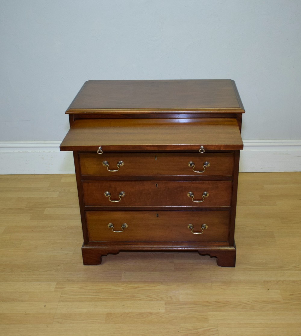Antique Early 20th Century Chest View VII