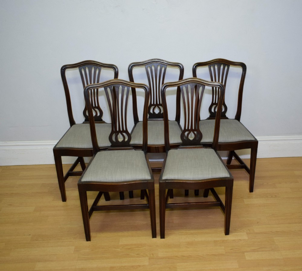 Late Victorian Set of 6 Dining Chairs View II
