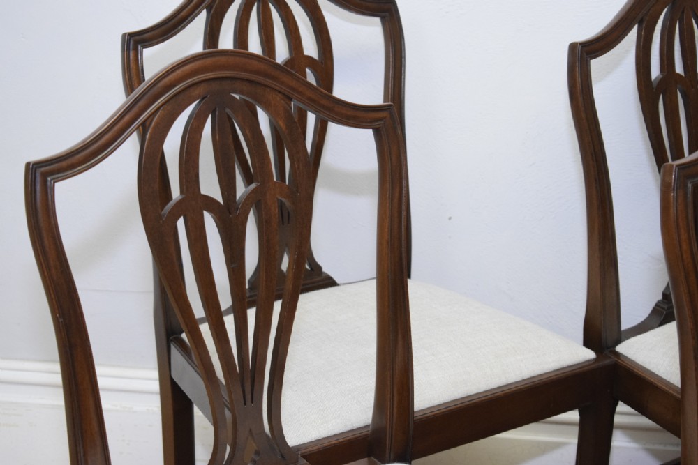 Antique Set of 6 Dining Chairs View XV