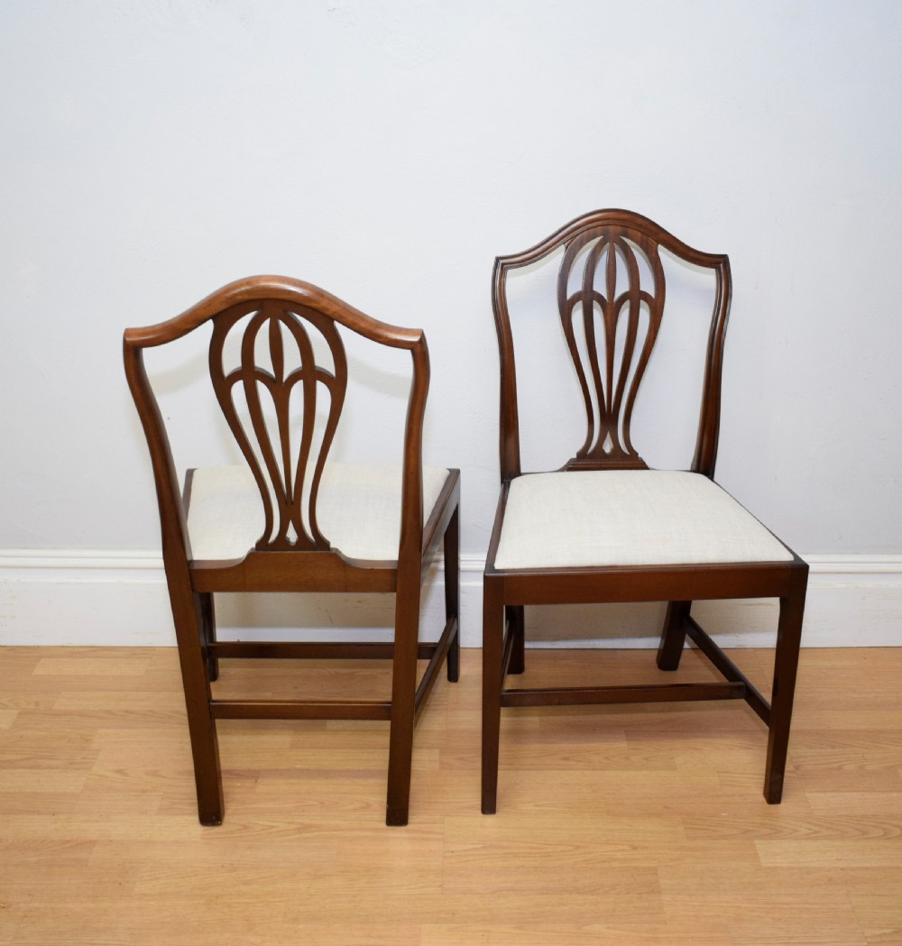 Antique Set of 6 Dining Chairs View XXI