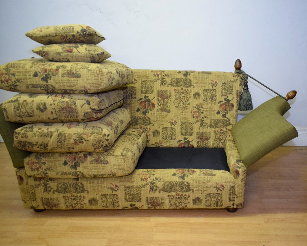 20th Century Settee, Couch, Sofa, Knole View XIII