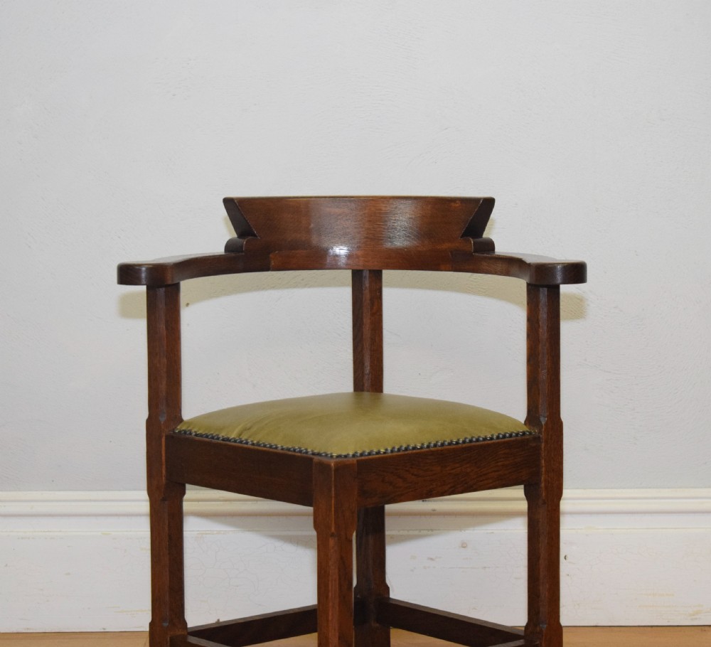 Antique Arts & Crafts Corner Chair View V
