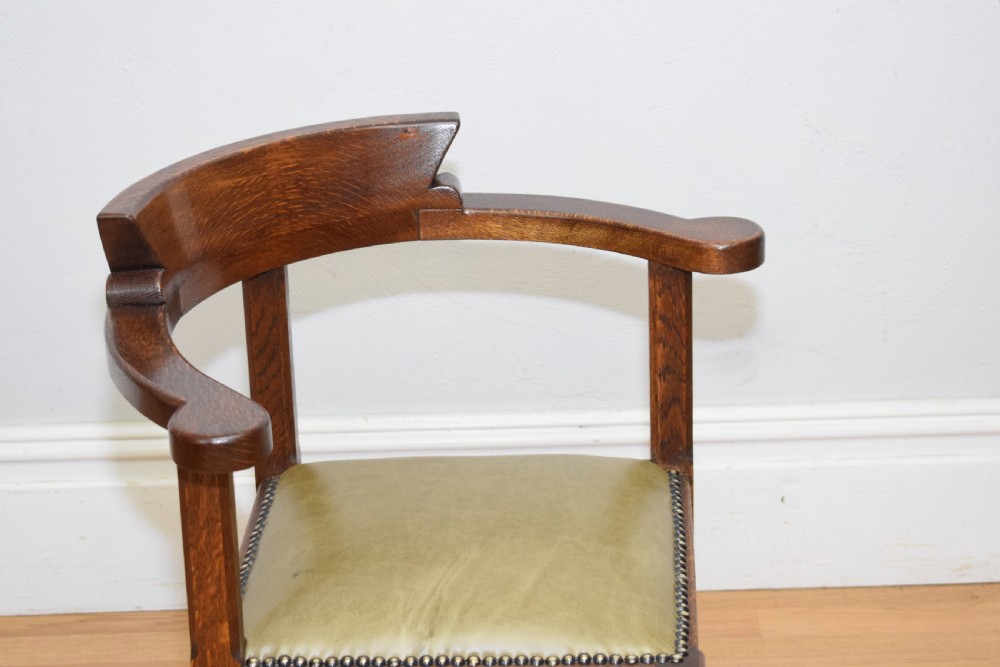 Antique Arts & Crafts Corner Chair View VIII