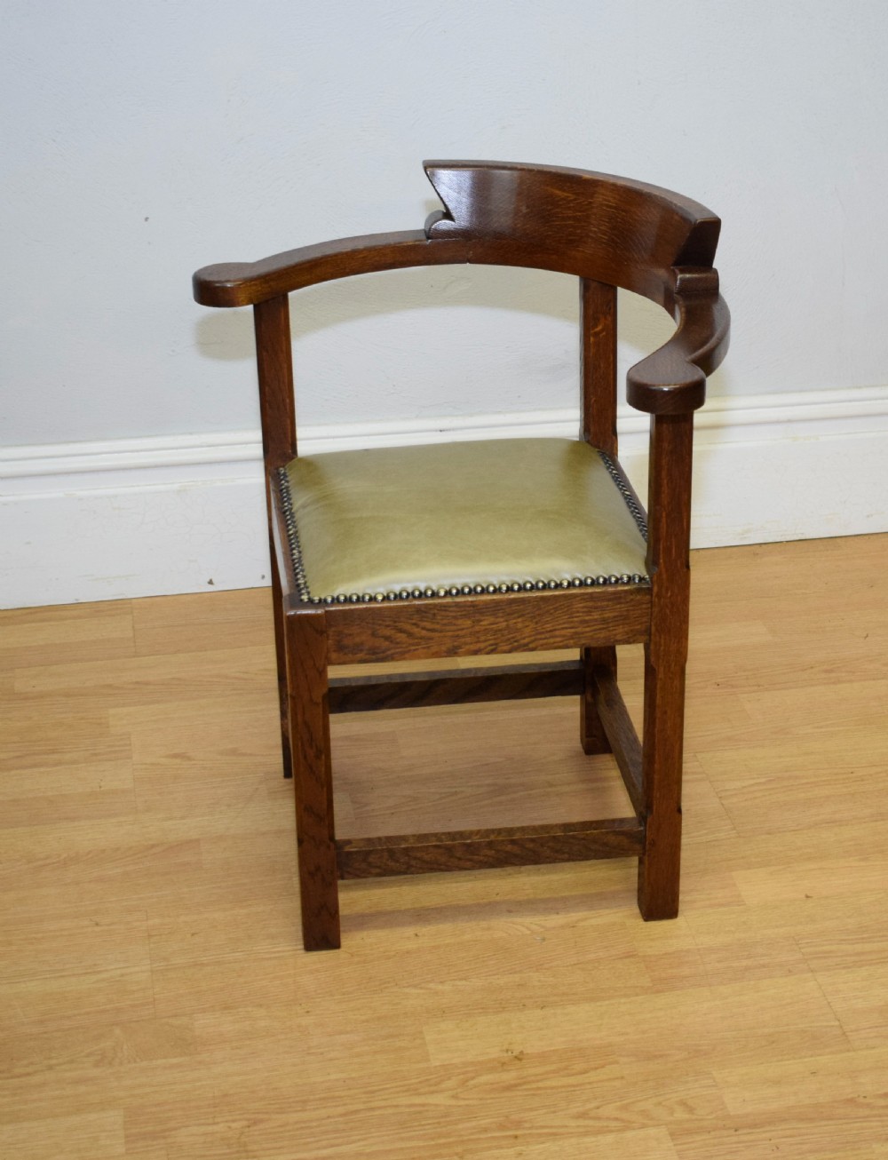 Antique Arts & Crafts Corner Chair View XIII