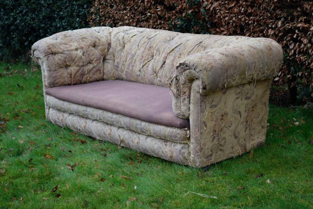 Victorian  Chesterfield Settee View VI