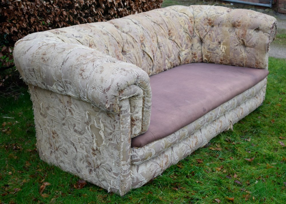 Victorian  Chesterfield Settee View XI