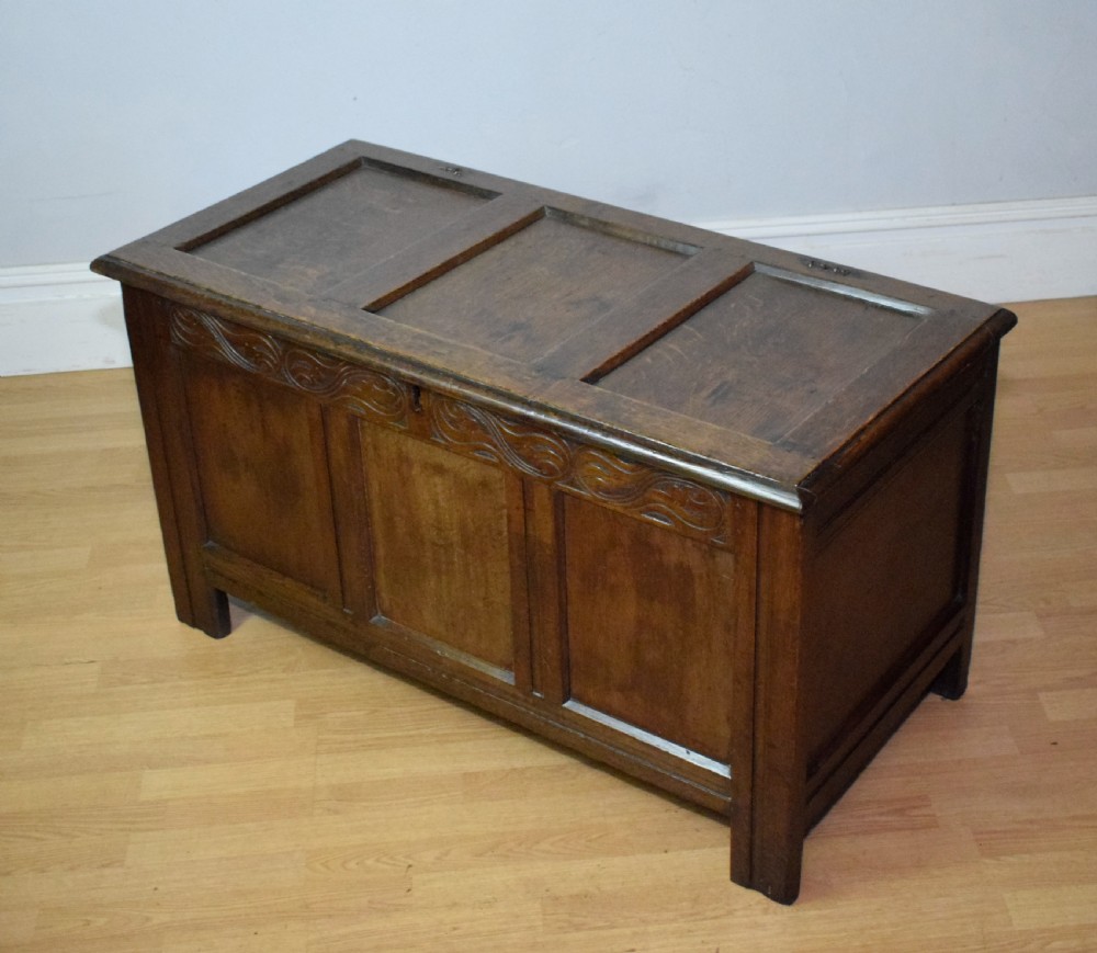 William & Mary Period Oak Coffer View XXI