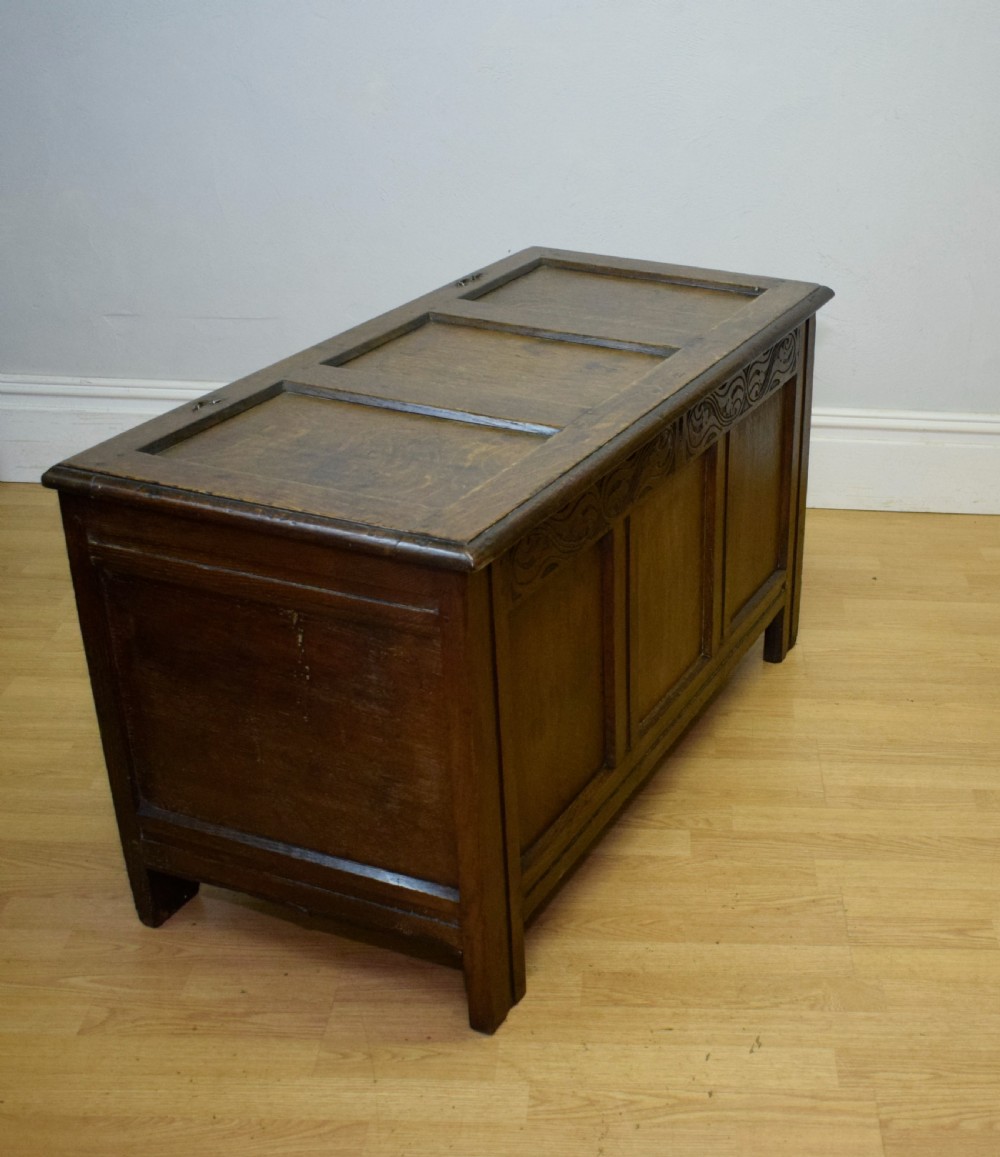 William & Mary Period Oak Coffer View XXIII