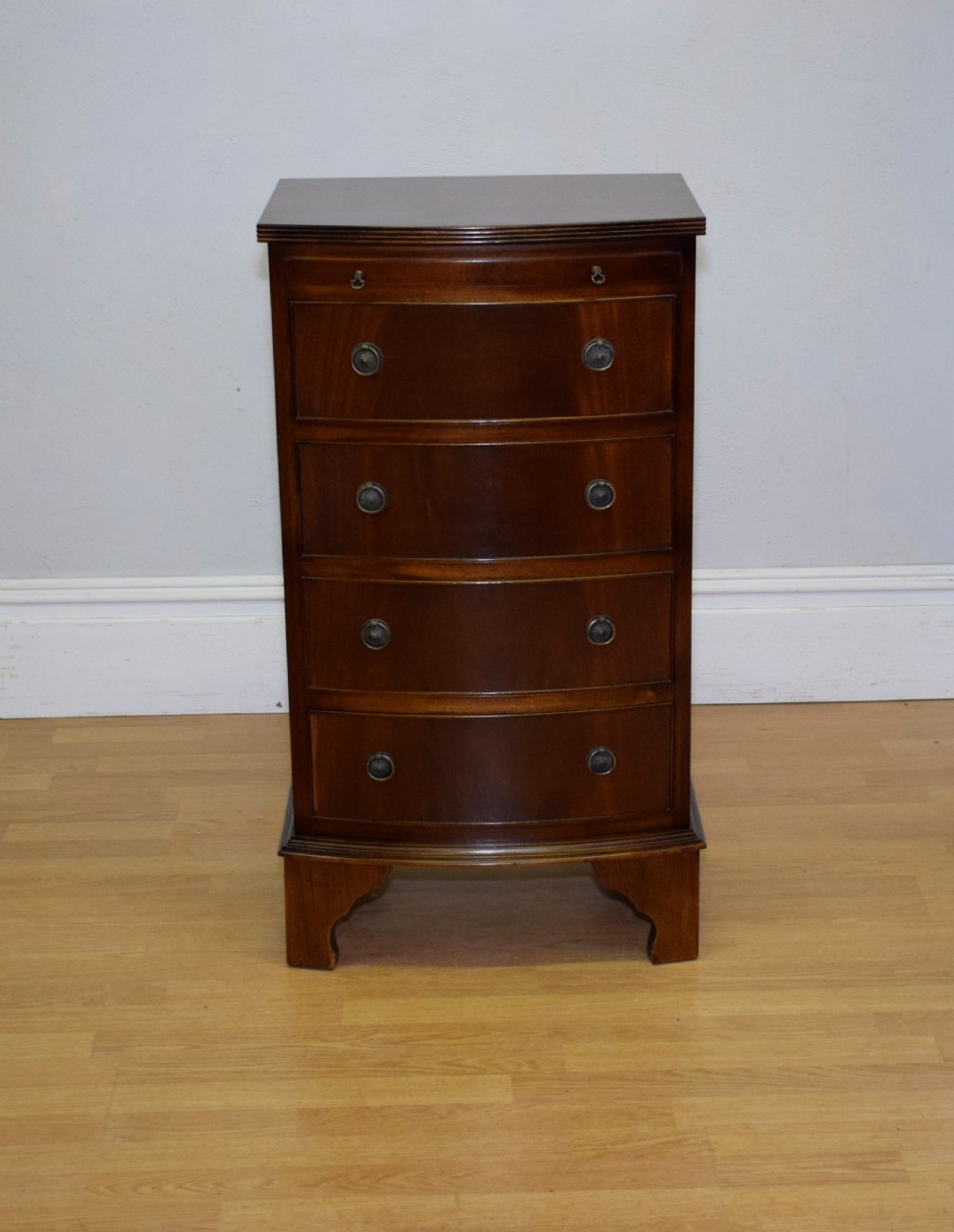 Early 20th Century Chest View II