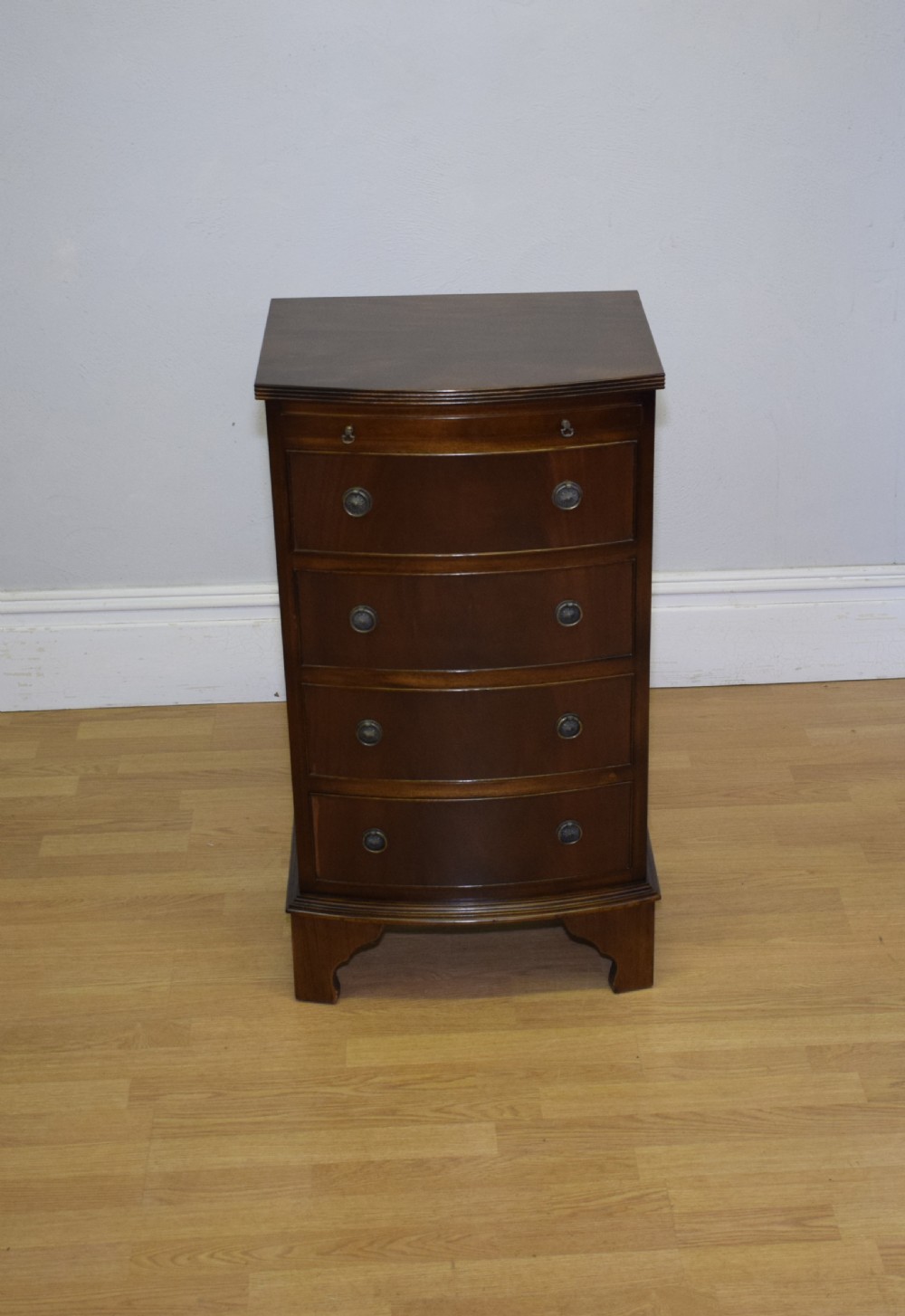 Early 20th Century Chest View III