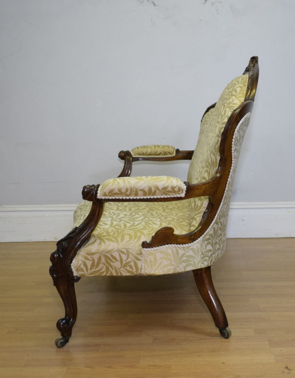 Antique Couch, Sofa, Settee View XXIV