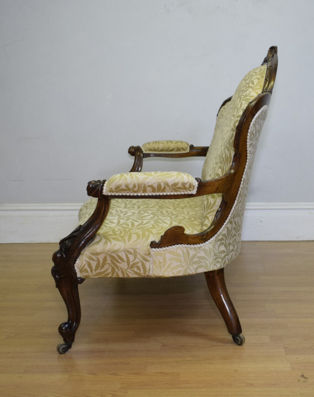 Antique Couch, Sofa, Settee View XXV