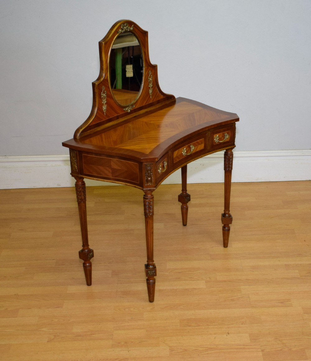 Early 20th Century French Dressing Table View VIII