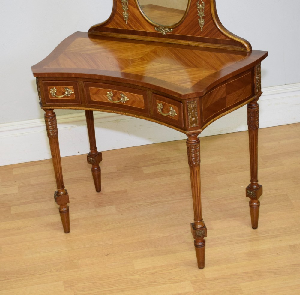 Early 20th Century French Dressing Table View XI
