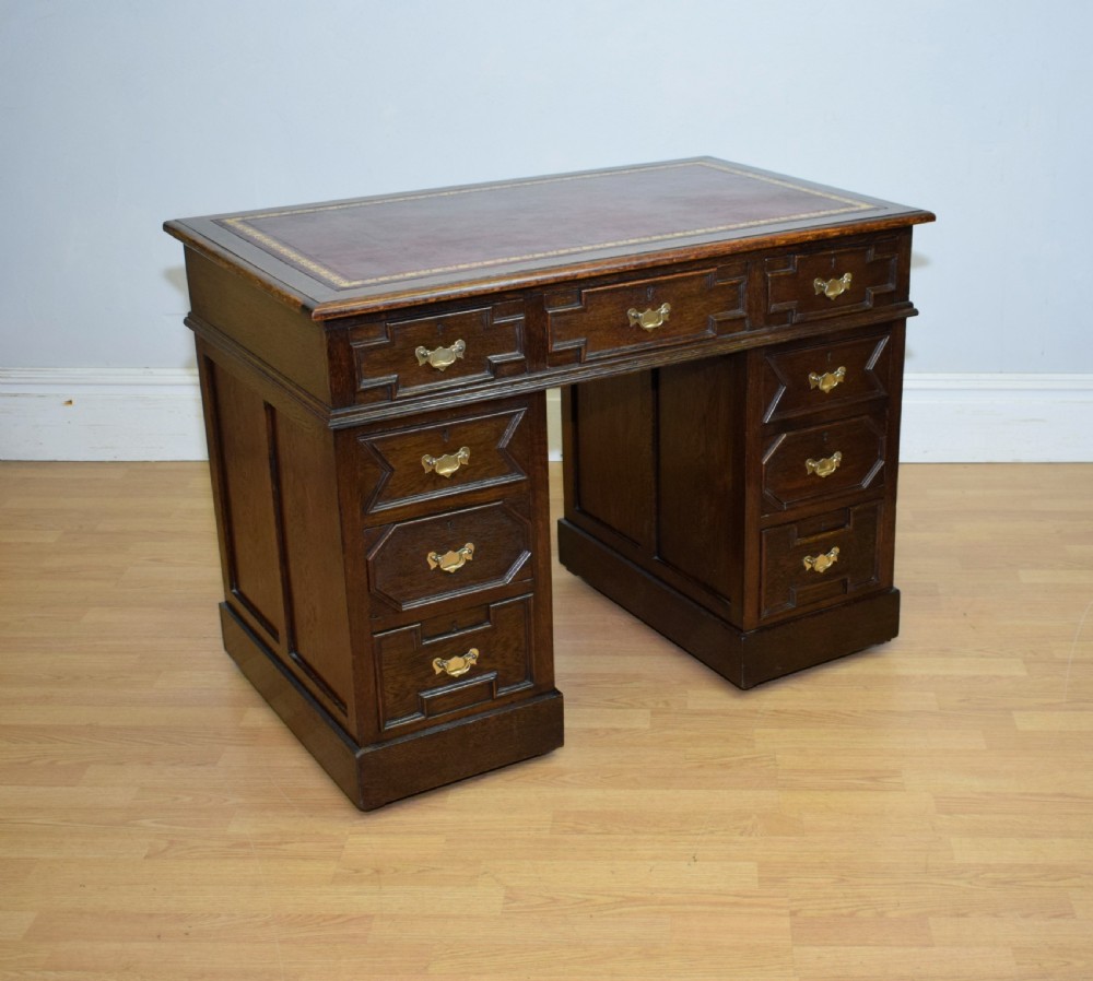 Early 20th Century Oak Desk View IX