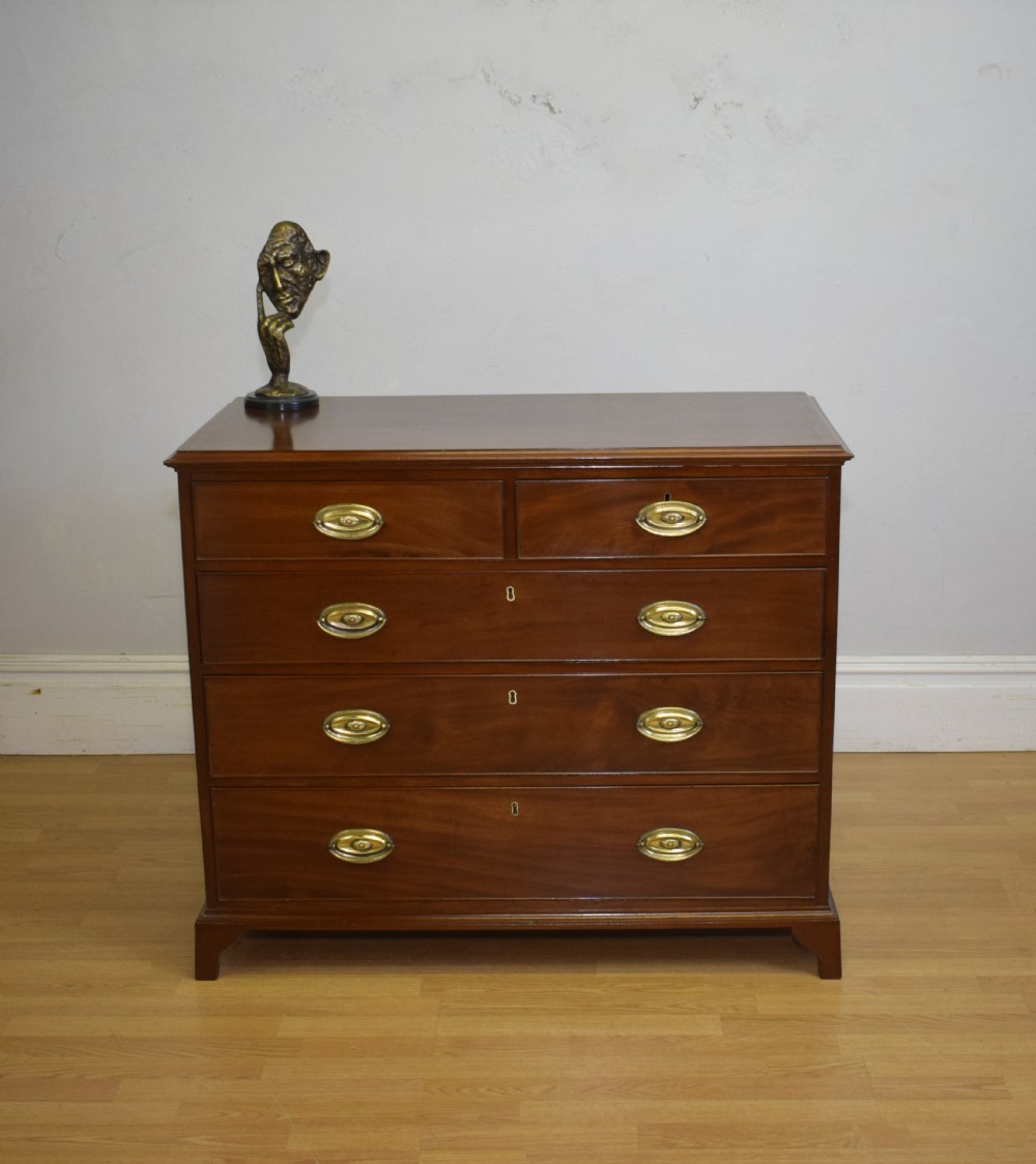 Georgian Period Chest of Drawers