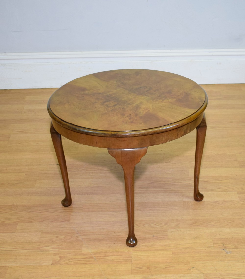 Early 20th Century Burr Walnut Coffee Table View VIII