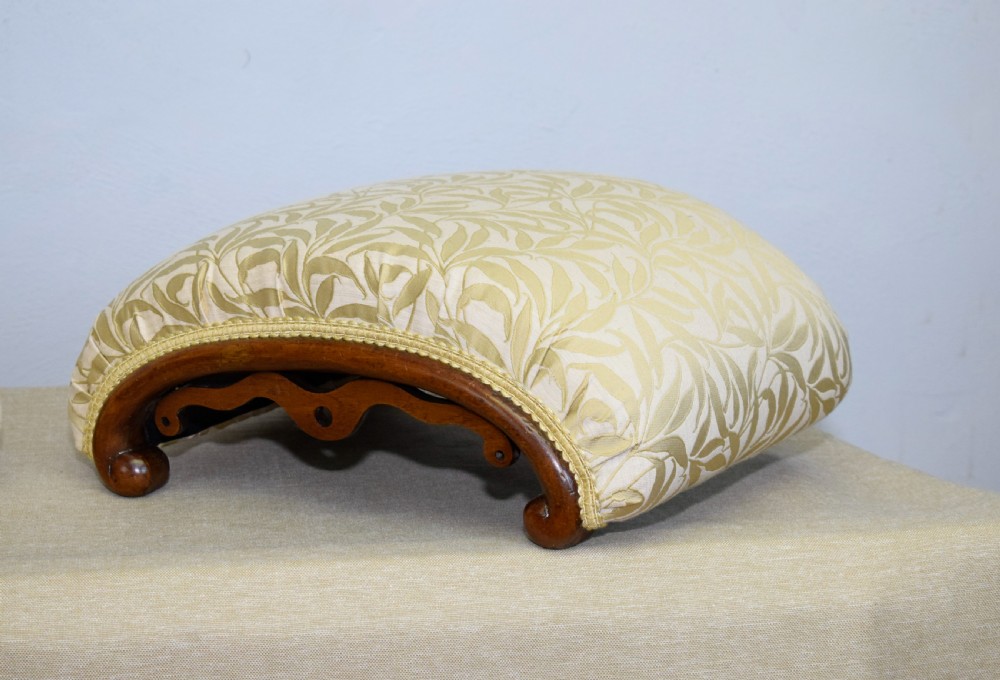 Victorian Pair of Walnut Foot Stools View XI
