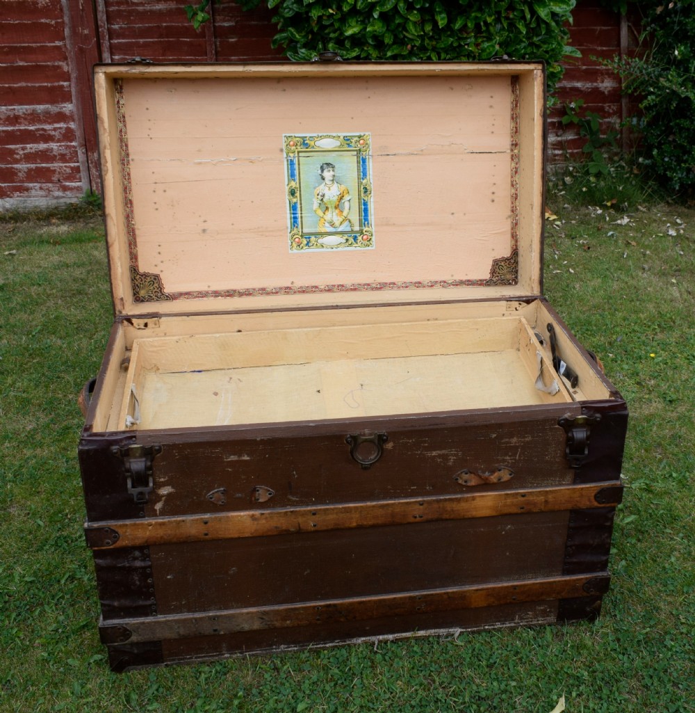 Antique Victorian Travelling Trunk View XIII