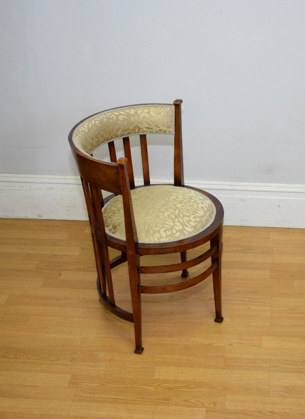 Arts & Crafts Corner Chair View VII