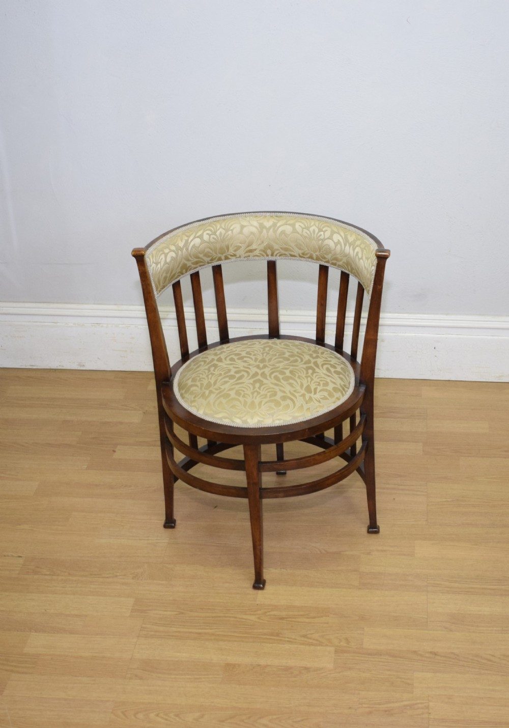 Arts & Crafts Corner Chair View XII
