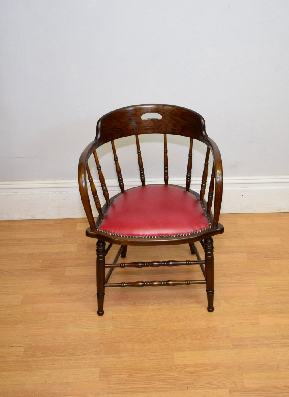 Early 20th Century Oak Desk Chair View III
