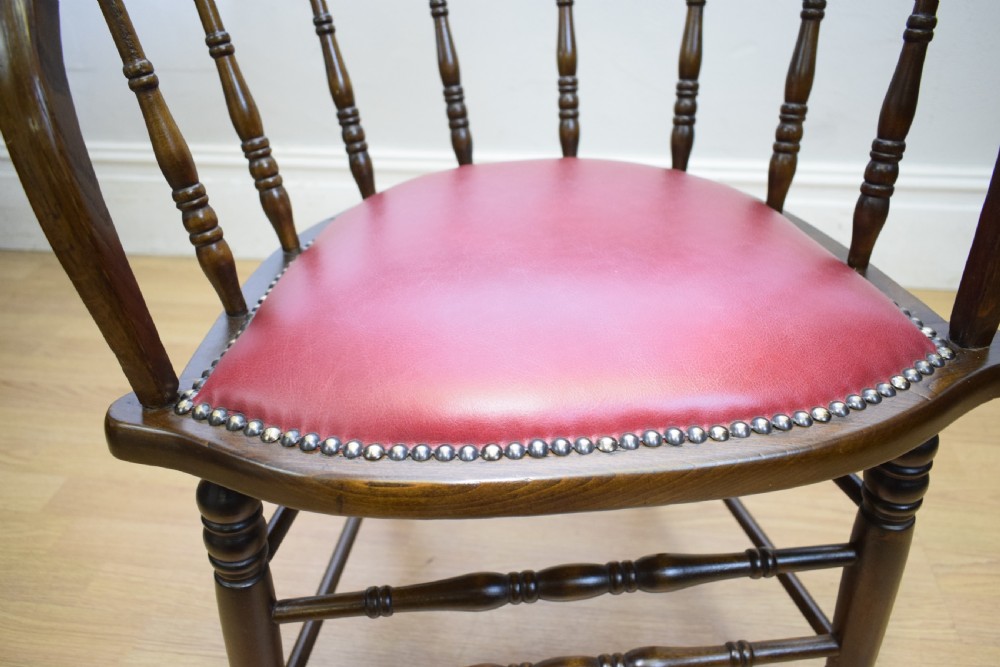 Early 20th Century Oak Desk Chair View X