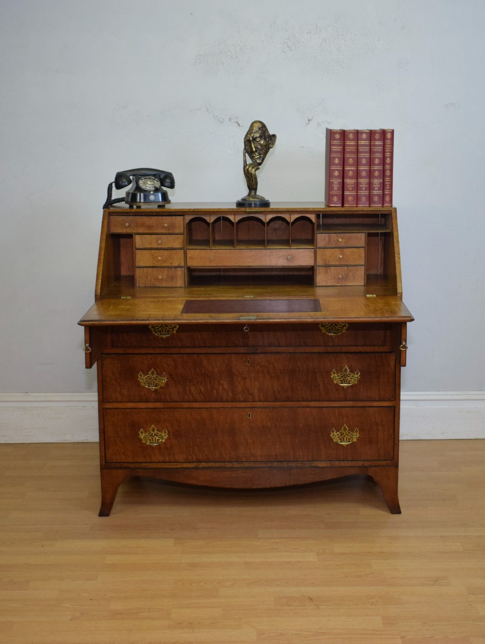 Antique Georgian Period Oak Bureau View VIII