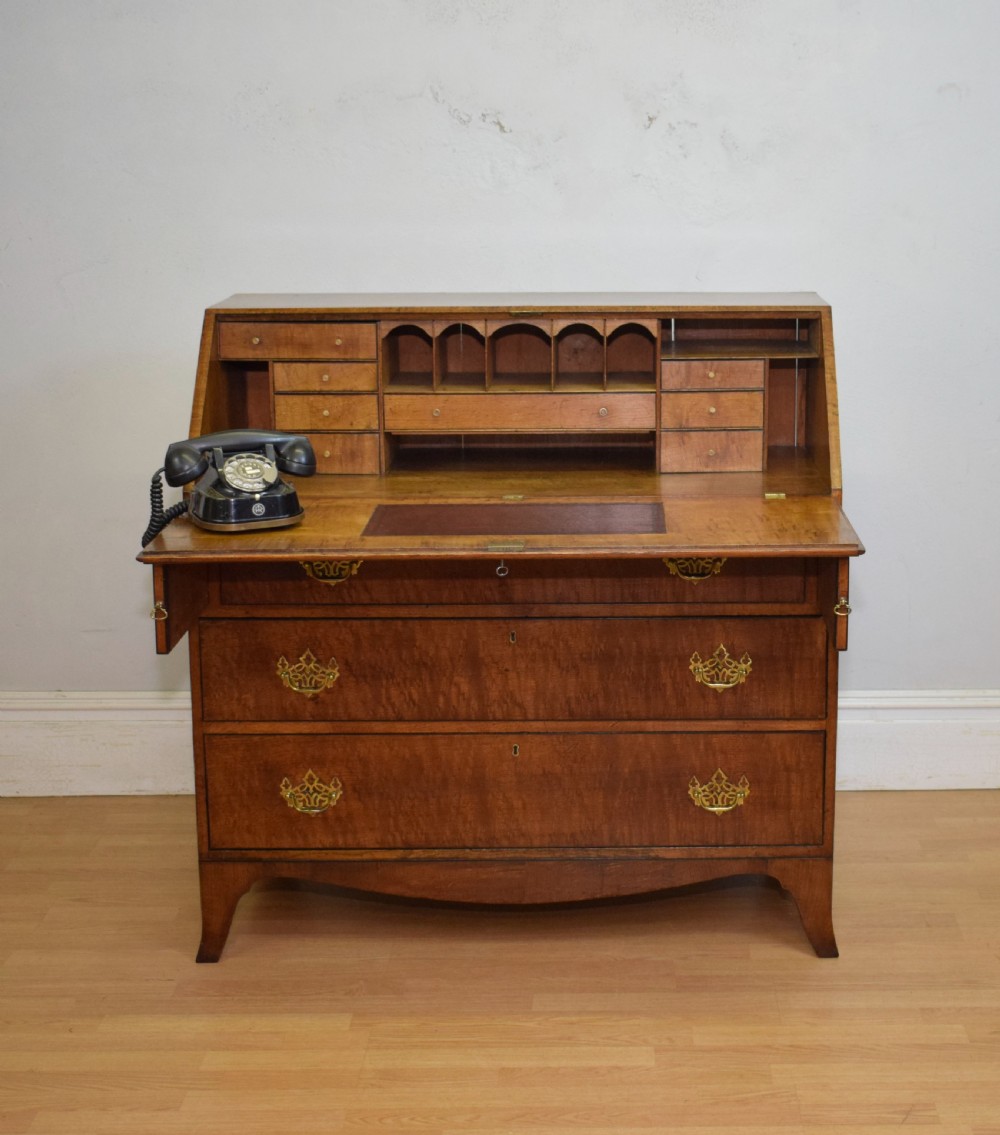 Antique Georgian Period Oak Bureau View XII