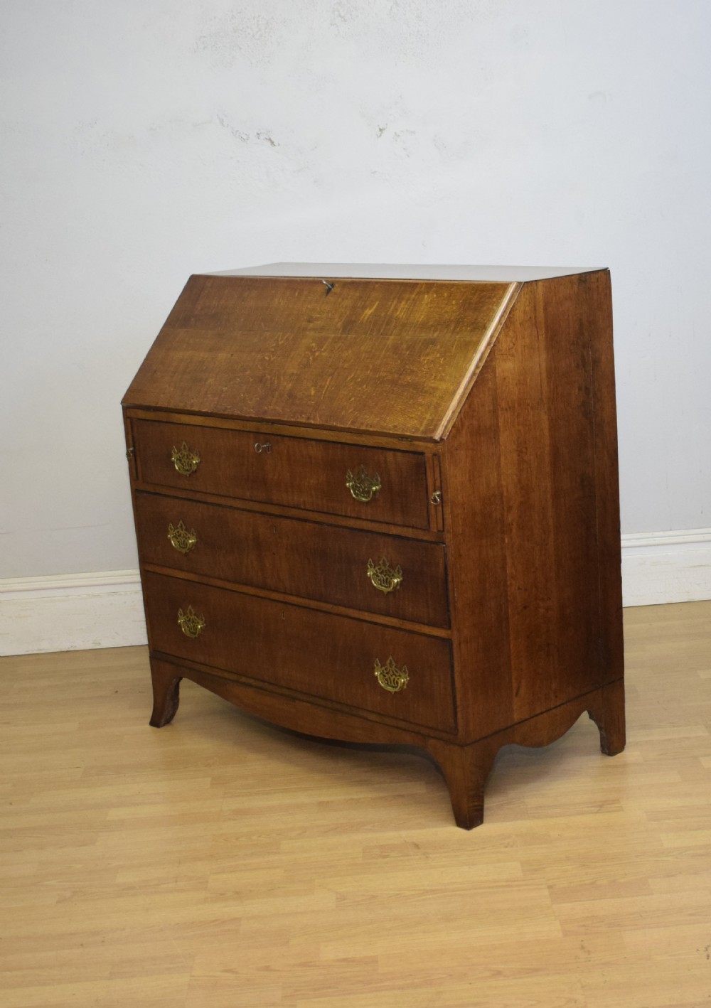 Antique Georgian Period Oak Bureau View XIX