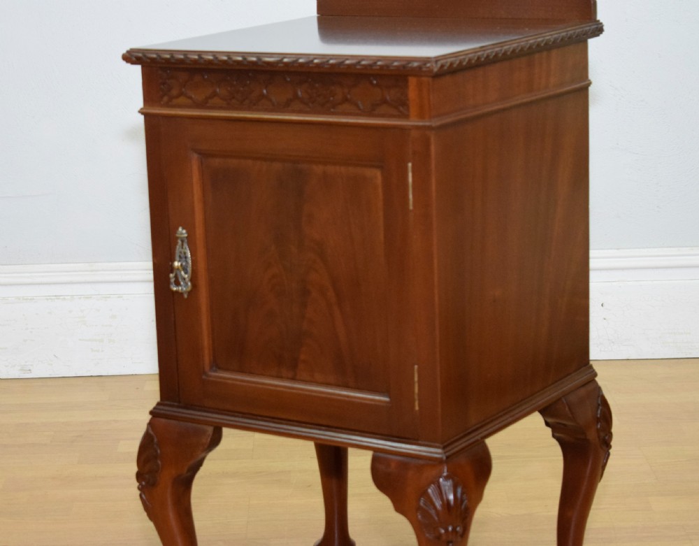 Early 20th Century Bedside Cabinet View XI