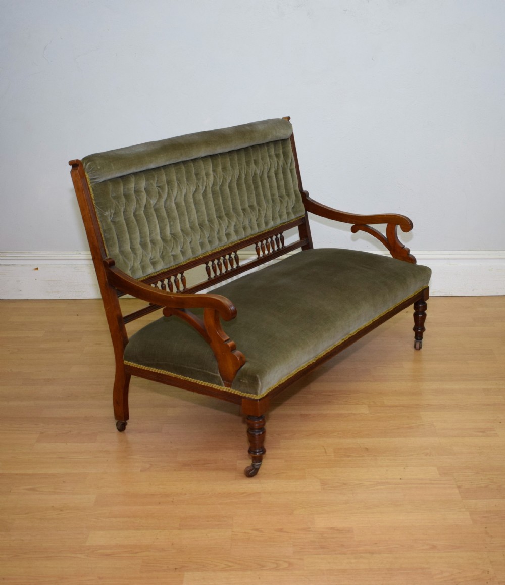 Victorian Walnut Couch View VII