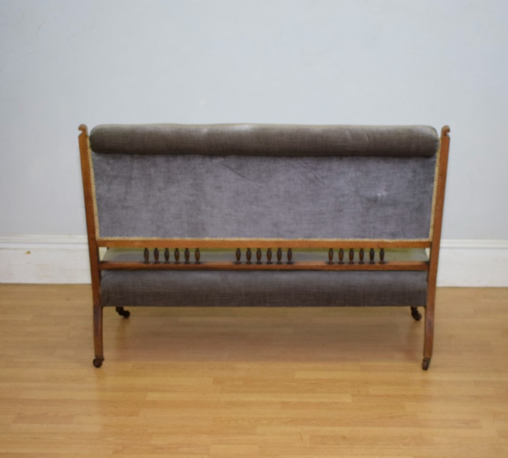 Victorian Walnut Couch View XV