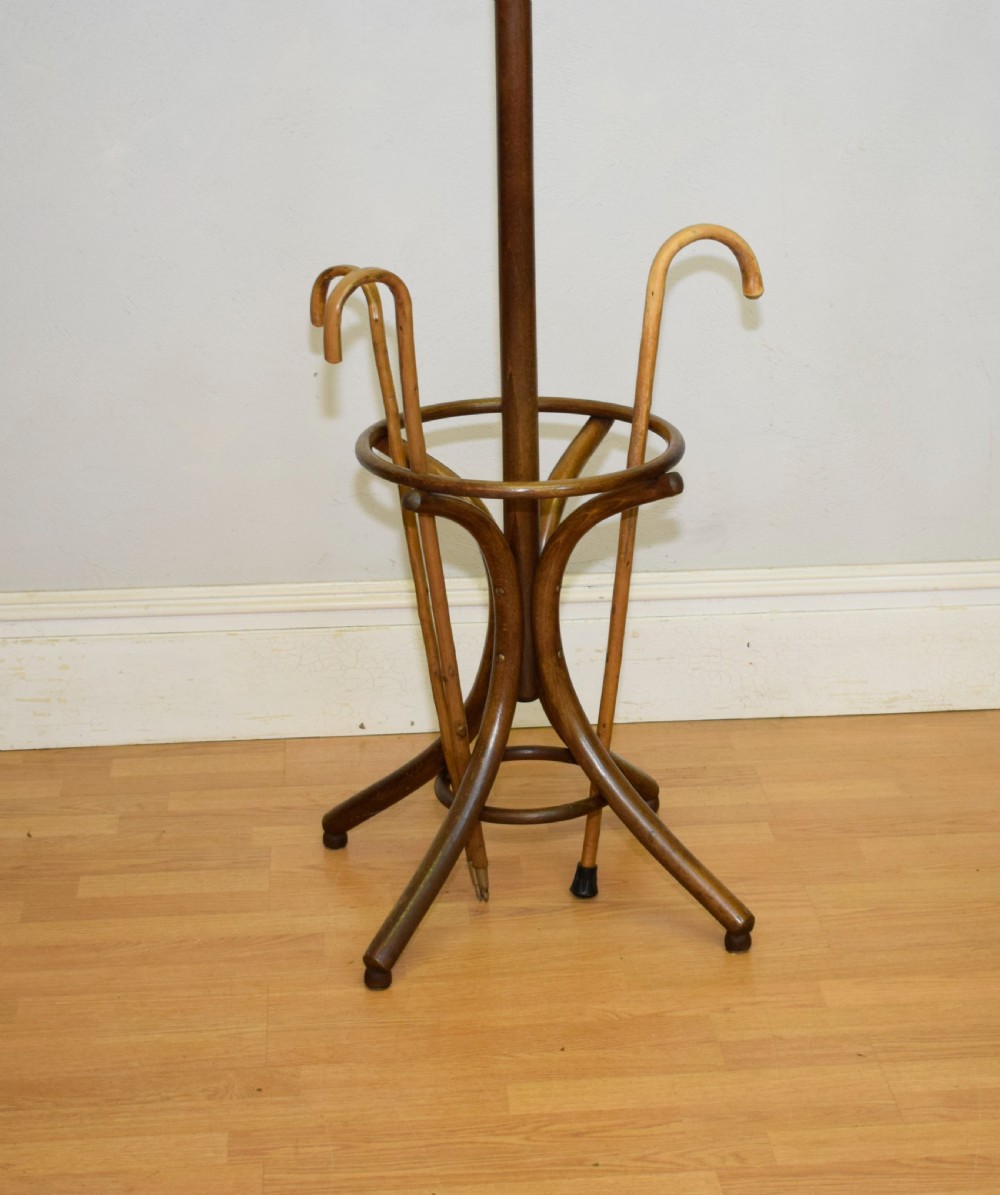 Bentwood Stick Stand View XI