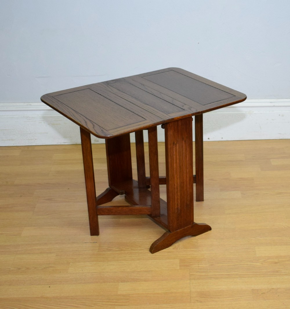 Early 20th Century Oak Occasional Table