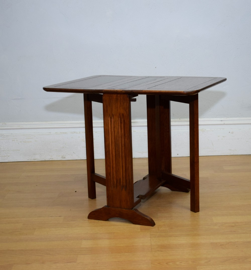 Early 20th Century Oak Occasional Table View III