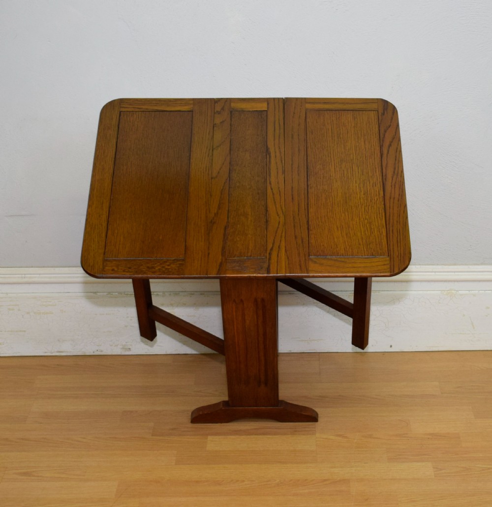 Early 20th Century Oak Occasional Table View X