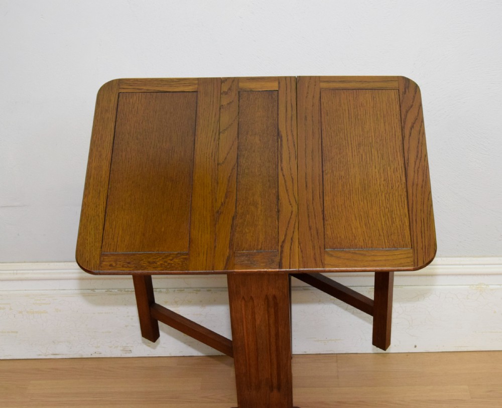 Early 20th Century Oak Occasional Table View XI