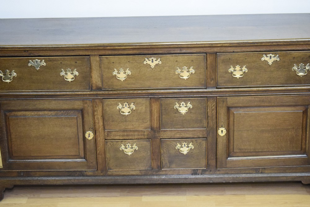 Georgian Period Dresser Base View V
