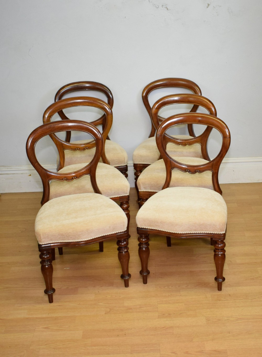 Antique Set of 6 Victorian Balloom Back Dining Chairs View V