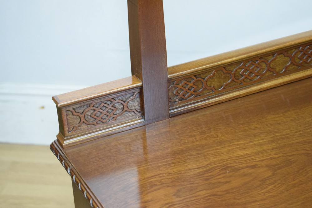 Dressing Table in Mahogany Early 20th Century  View IX