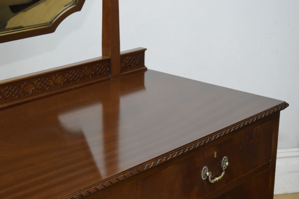 Dressing Table in Mahogany Early 20th Century  View XII