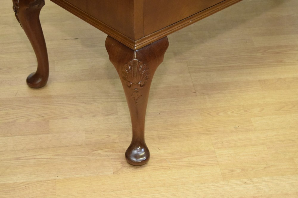 Dressing Table in Mahogany Early 20th Century  View XIII