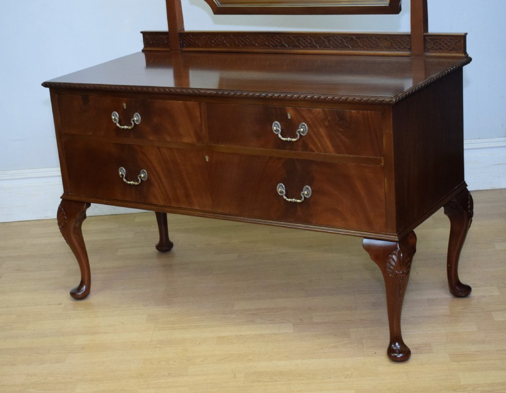 Dressing Table in Mahogany Early 20th Century  View XVIII