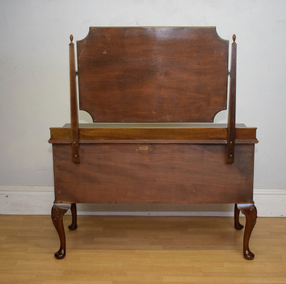 Dressing Table in Mahogany Early 20th Century  View XXVI